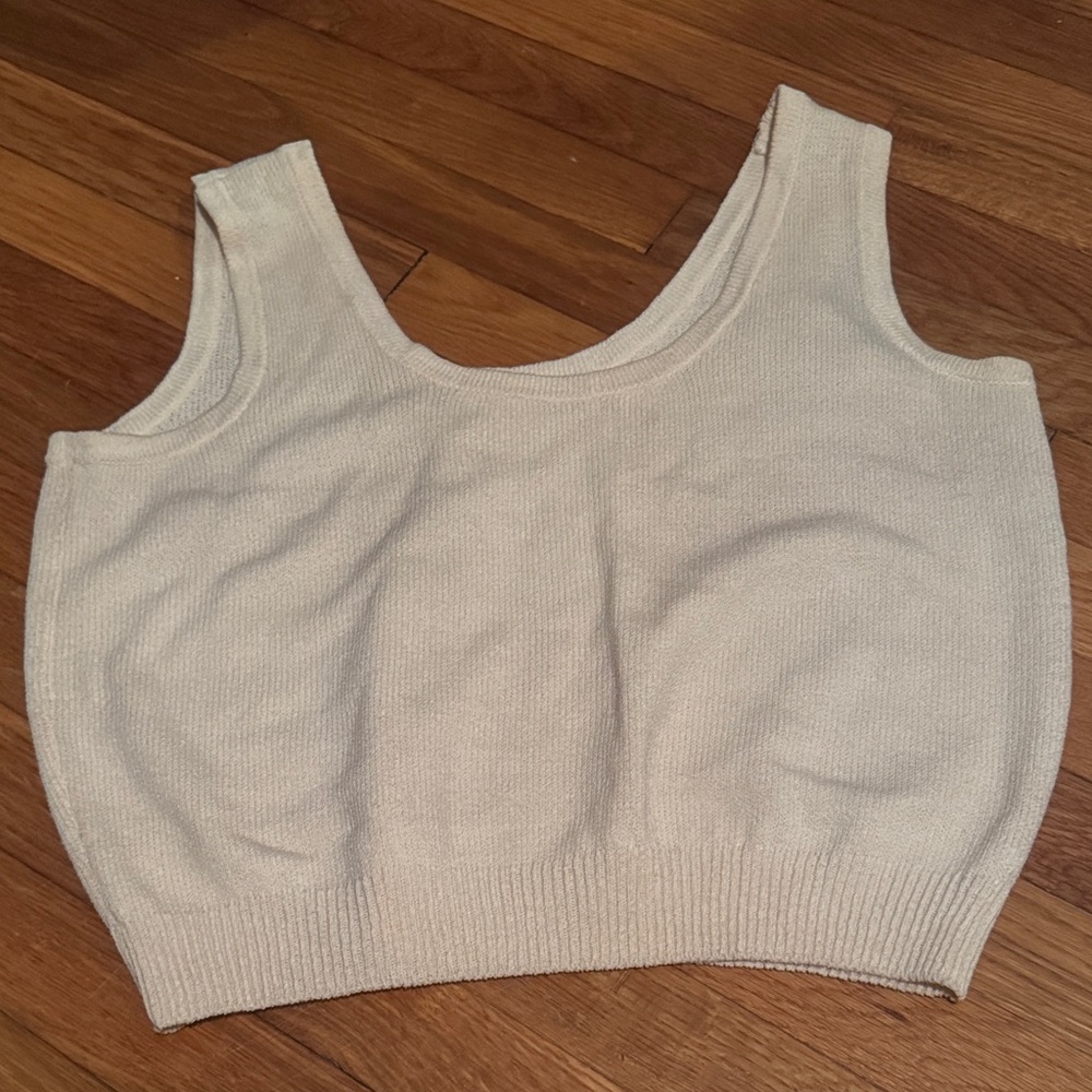St John Cream Knit Crop Top | Size Large